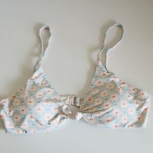 NWT - Dippin' Daisy's Pastel Seashell Pattern Bikini Top - L